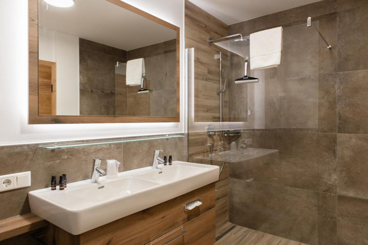 Avenida Style Appartements By Alpin Rentals - Incl Summercard คาพรูน ภายนอก รูปภาพ
