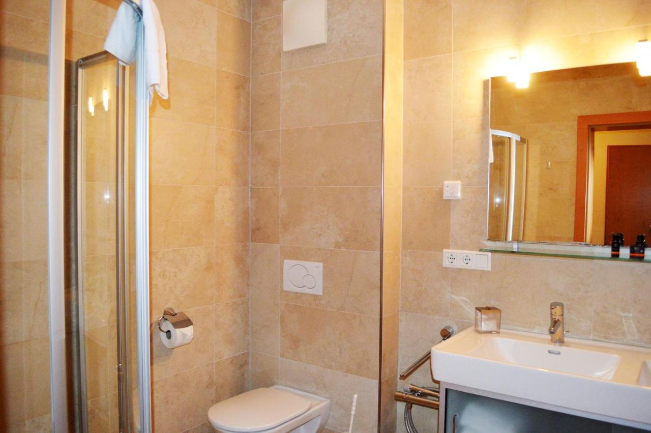Avenida Style Appartements By Alpin Rentals - Incl Summercard คาพรูน ภายนอก รูปภาพ